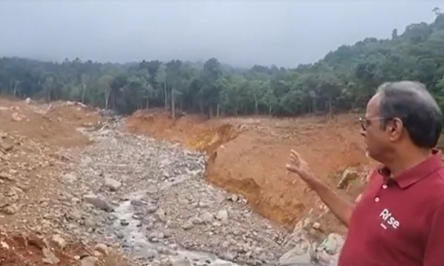 Aftermath of deadly landslides in India (2)